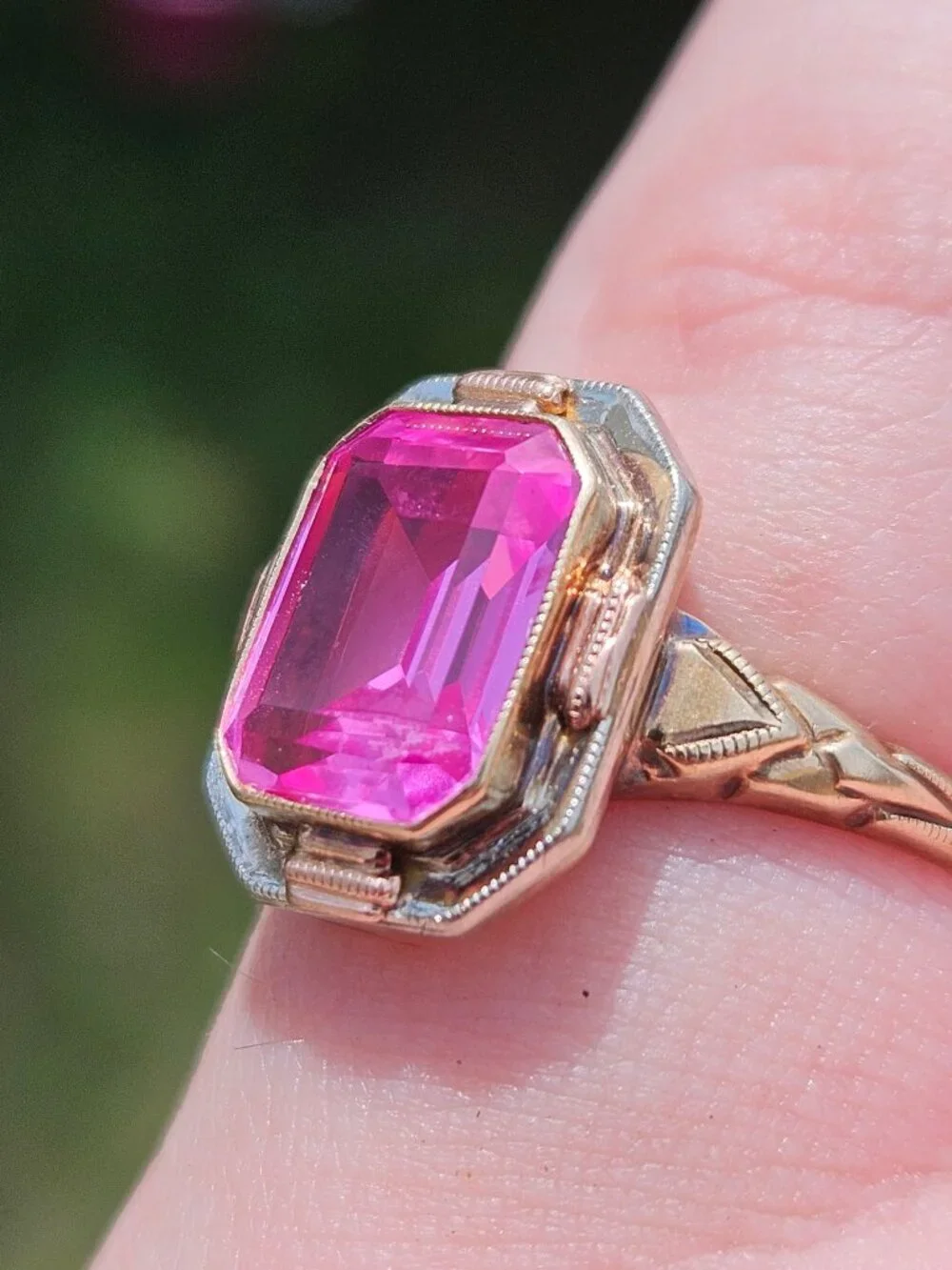 Vintage 10K Yellow Gold Pink Ice Topaz Emerald Cut Cocktail Ring Size 5.75